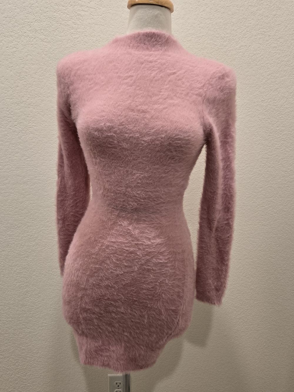 AKIRA Dusty Pink Fuzzy Long-Sleeve Mini Dress